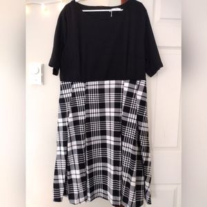 Midi Dress Black White Plaid